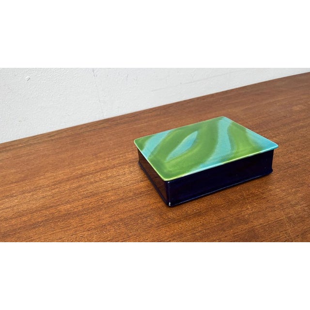 Mid-Century German Tosca Sorena 4711 Collectors Ceramic Box with Lid, 1960s, in Very Good conditions. Designed 1960 to 1969