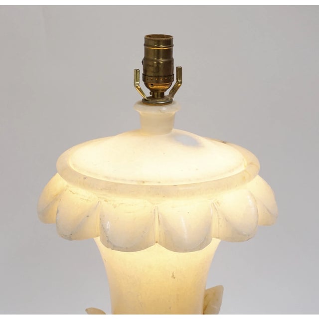 1950s Large Alabaster Leaf Urn Table Lamp, Lit From Within For Sale - Image 4 of 11