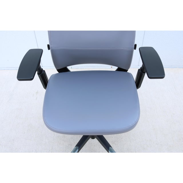 Steelcase New Amia Executive Ergonomic Office Chair Gray Vinyl, Fully Adjustable For Sale - Image 12 of 18