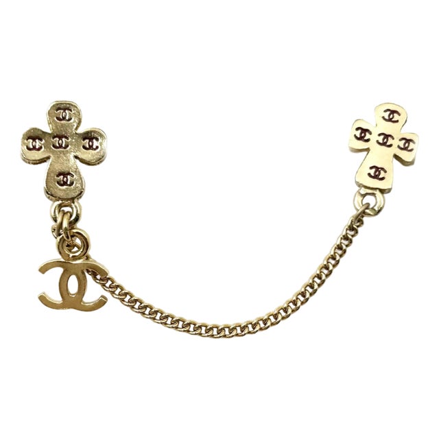 Chanel Rare Vintage Gold Plated CC Cross Pins For Sale