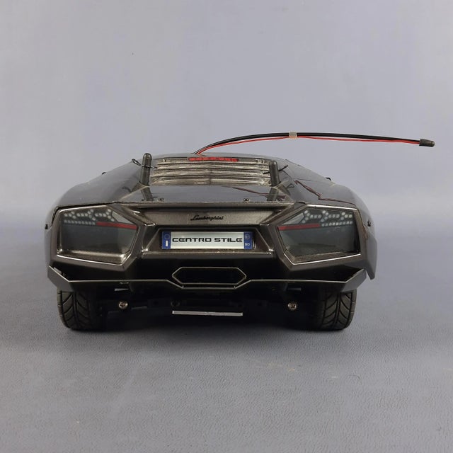 2000 - 2009 Lamborghini Reventon Rc 1:10 Nitronic Model, 2000s For Sale - Image 5 of 18
