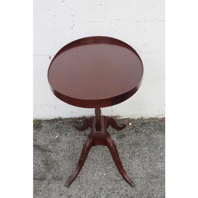 1940s Mahogany Oval Harp Design Claw Feet Side End Table For Sale In Miami - Image 6 of 14