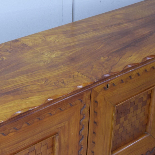 Walnut Credenza with Checkerboard Marquetry attributed to Paolo Buffa, 1950s For Sale - Image 12 of 14