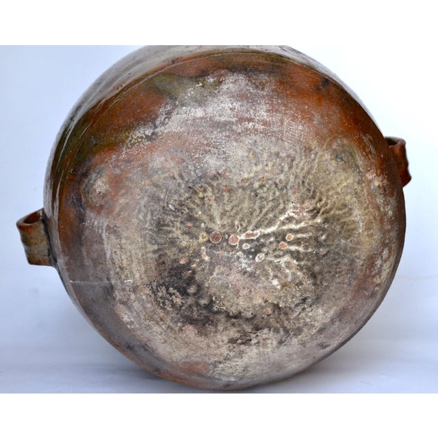 1910s Antique Guatemalan Large Terracotta Water Container For Sale - Image 5 of 6