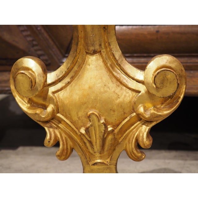 Mid 18th Century Pair of Decorative Circa 1750 Italian Giltwood Finials For Sale - Image 5 of 12