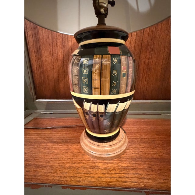 Sale! Ceramic 1970s MCM Table Lamp W/Painted Trompe l'Oiel Library Books For Sale - Image 4 of 7