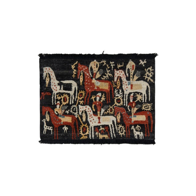Handknotted Horse and Hunter Rug in Black, 4'x8' For Sale In New York - Image 6 of 6