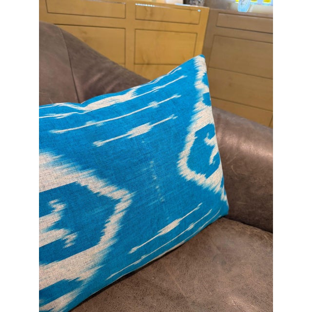 1990s Handwoven Silk Ikat Lumbar Cushion Cover For Sale In Los Angeles - Image 6 of 10