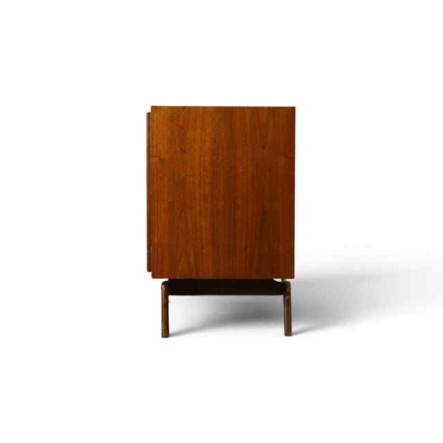 Tobago Vintage Mid Century Modern Lowboy Dresser C. 1960s, Attributed For Sale - Image 13 of 14