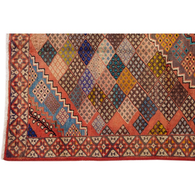 1960s Vintage Handmade Shiraz Peach Medallion Wool Rug For Sale - Image 4 of 7