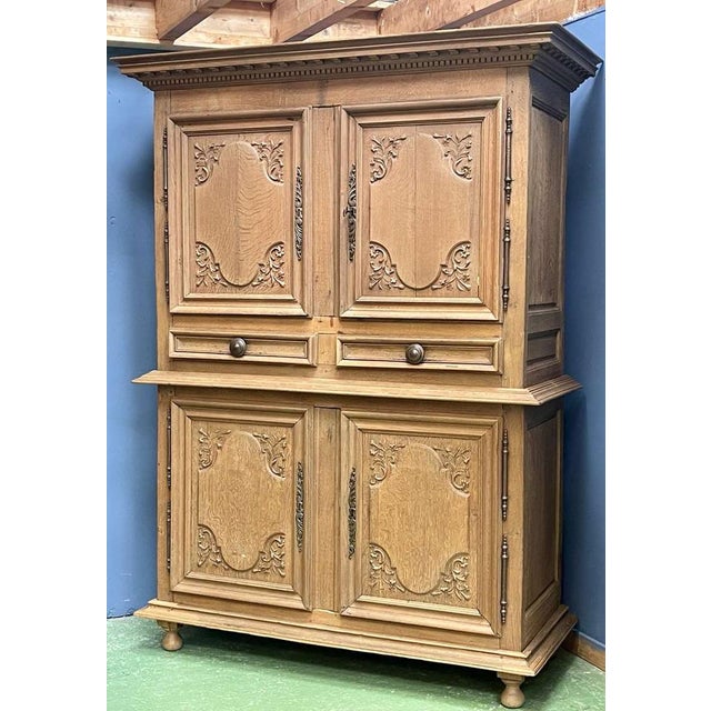 18th Century Oak 4-Door Buffet For Sale - Image 3 of 15