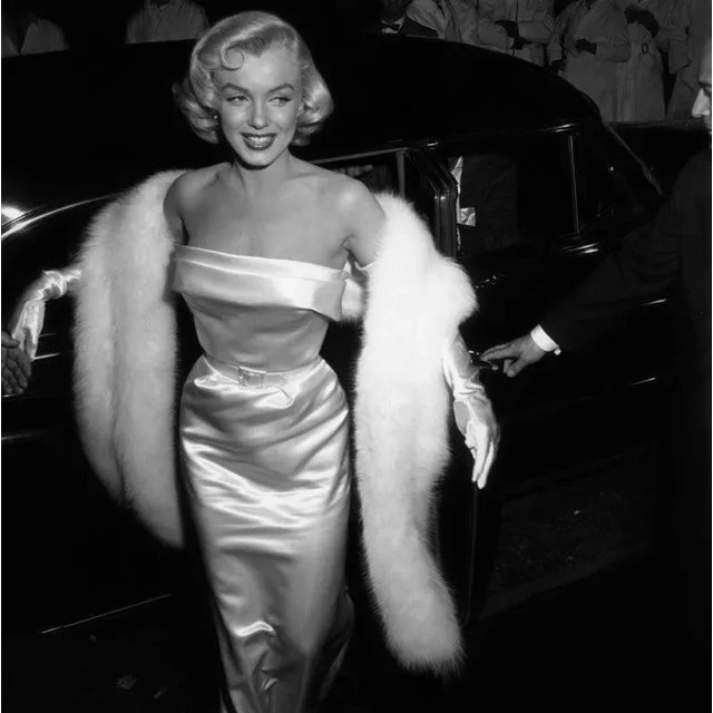 "Monroe At Premiere" by M. Garrett 1954: EXCLUSIVE Marilyn Monroe (1926 - 1962) arriving at the premiere of the film...