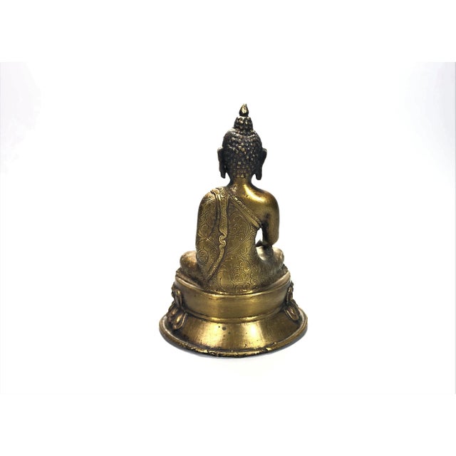 1950s Mid-Century Nepalese Bronze Figure of Seat Buddha For Sale In New York - Image 6 of 13