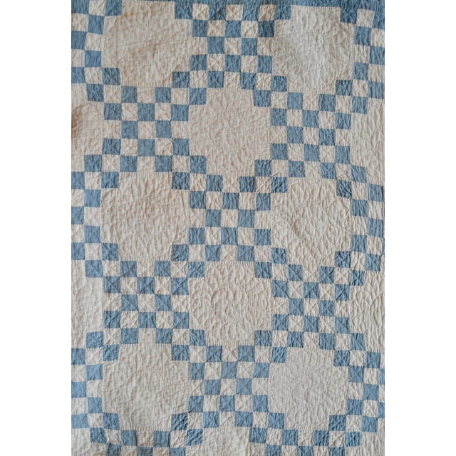 Early 20th C Double Irish Chain Quilt - For Sale - Image 6 of 15