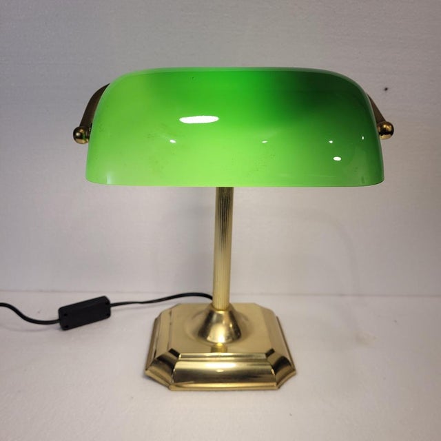 Banker's Table Lamp in Gilt Brass and Glass, Spain, 1970s For Sale - Image 4 of 18