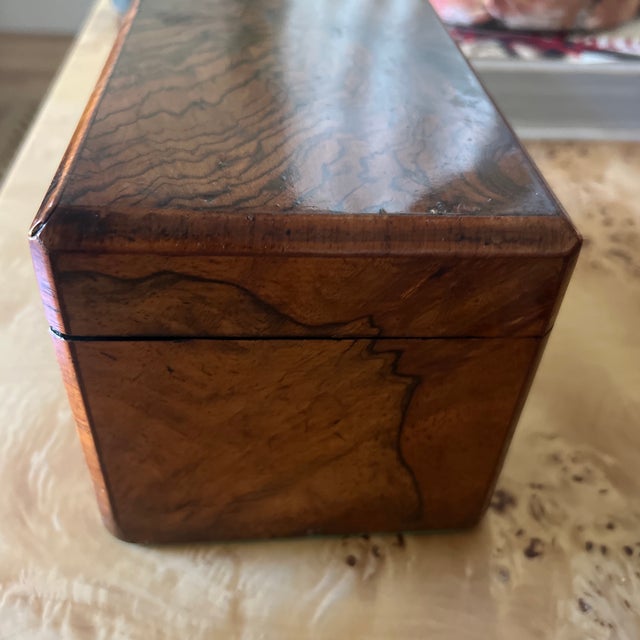 Antique English Walnut Tea Caddy For Sale In Providence - Image 6 of 9