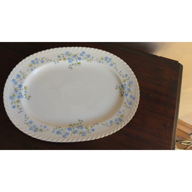 Mid-20th Century K&a Krautheim Selb Bavaria Porcelain Dinner Service for 12 – Cellini Line, Sonnet Pattern, 1940s For Sale - Image 15 of 16