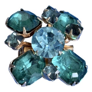 Hollywood Regency 1960s Juliana Style Maltese Cross Rhinestone Cluster Brooch For Sale