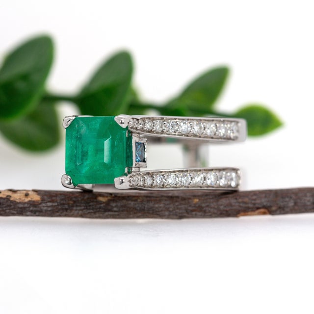 Metal Gia Certified 2.2Ct Colombian Emerald & Diamond Ring in Solid 14k Gold, 9mm, Size 6.75 For Sale - Image 7 of 9