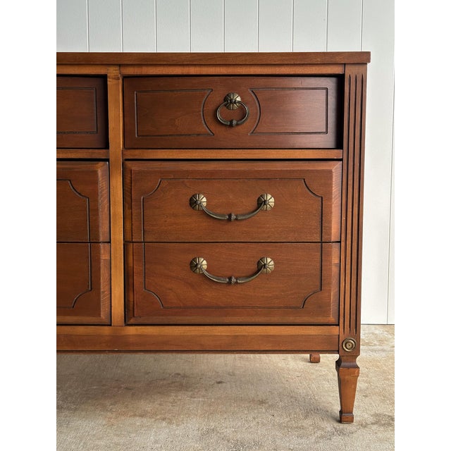 1970s Vintage Ward Walnut Nine-Drawer Triple Dresser With Fluted Details For Sale - Image 5 of 16