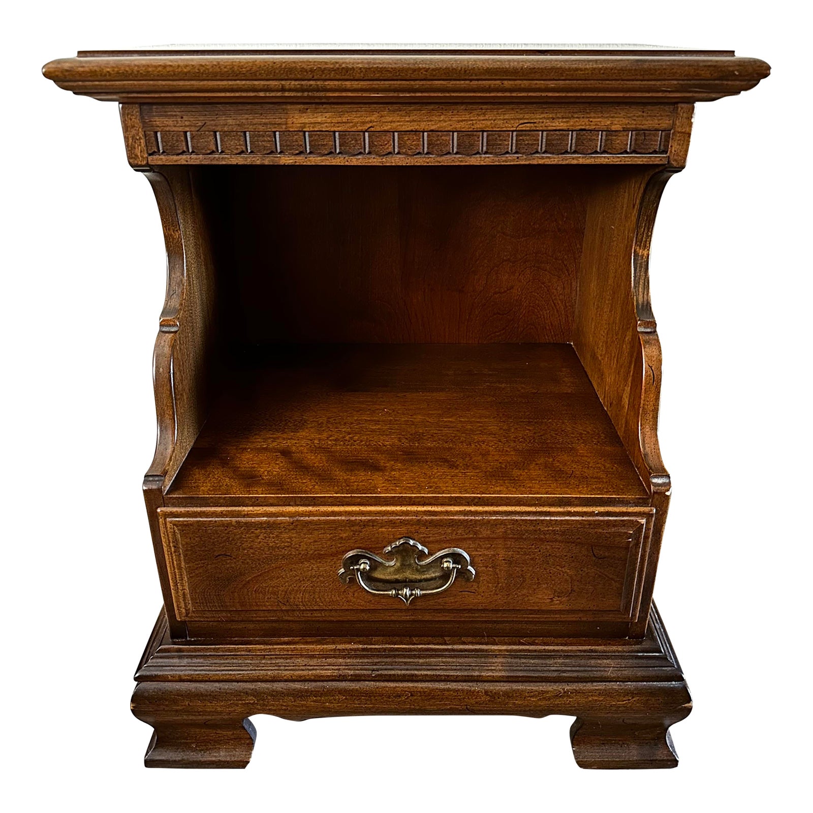 Vintage Ethan Allen Bedside Table/Nightstand Chairish