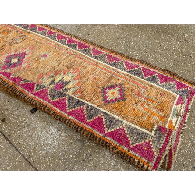 Galerie Shabab Collection Mid-20th Century Turkish Anatolian Runner For Sale - Image 9 of 10