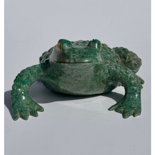 Green Hardstone Frog Sculpture, Chinese, Late 20th Century For Sale - Image 10 of 13