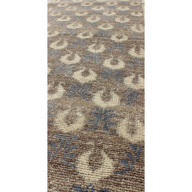Light Brown, Gray-Blue, and Cream Turkish Tulu Vintage Rug With Latticework 2'9"x6'6" For Sale - Image 4 of 7