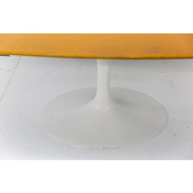 Eero Saarinen Attributed Eero Saarinen for Knoll Pedestal Dining Table, 1957 For Sale - Image 4 of 11