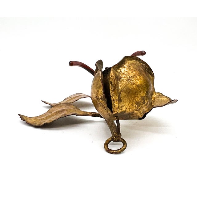 Florentia Vintage Italian Tole Gold Gilt Rose Wall Hook – Double Hook Floral Wall Accent – Hollywood Regency, Cottagecore, Shabby Chic For Sale - Image 4 of 9