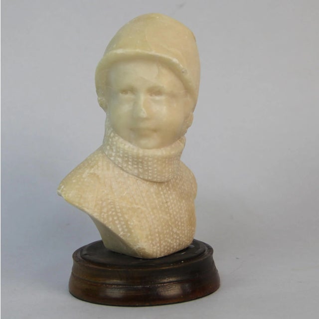 1930s Art Deco Sculpture in Alabaster and Wood For Sale - Image 5 of 7