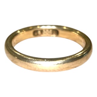 Mid 20th Century Vintage 14k Yellow Gold Wedding Band, Size 6 For Sale