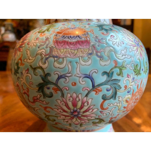 19th Century Chinese Qing Dynasty Famille Rose Fenba Porcelain Vase For Sale - Image 4 of 11