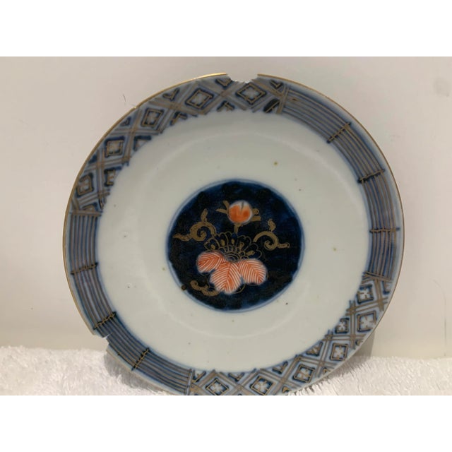 Japanese Japanese Antique Meiji Fuki Choshun Hand Painted Porcelain Rice Bowl With Cover and Wood Carved Stand For Sale - Image 3 of 10