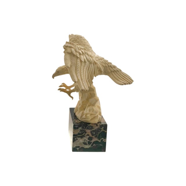 Late 20th Century Italian Santini Alabaster Eagle Sculpture on Marble Base, 14"h For Sale - Image 4 of 10