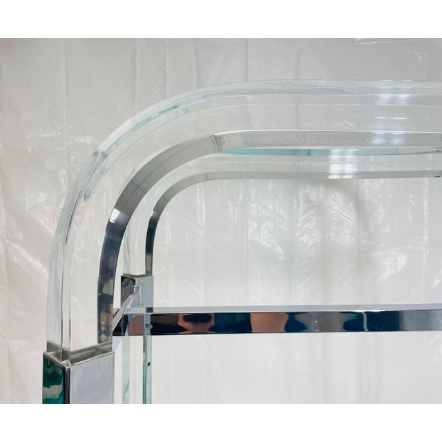 1970s Charles Hollis Jones Lucite & Chrome Etagere, Signed 1974 – Adjustable Shelves For Sale - Image 15 of 18