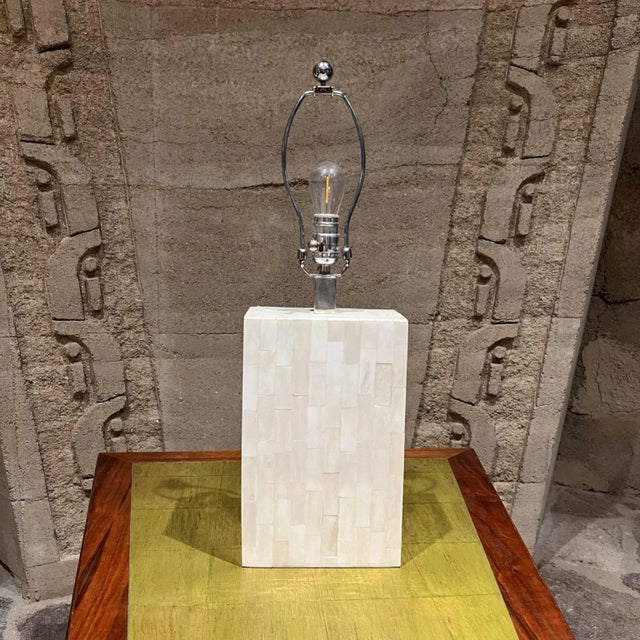 Cream Hollywood Regency Table Lamp by Enrique Garcel, Tessellated Bone, Colombia For Sale - Image 8 of 10