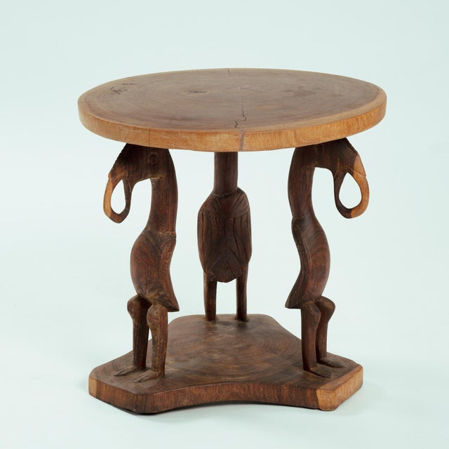 20th Century Fon Dignitary Monoxyl Carved Wood Armchairs and Table Set, Benin, 1954, Set of 3 For Sale - Image 15 of 18