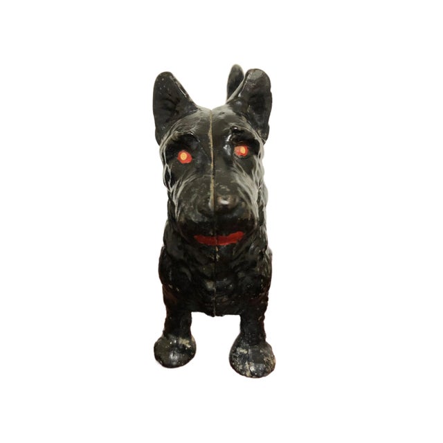 Hubley Manufacturing Company cast iron Scottish Terrier "Scottie" with original paint. Use it as a doorstop, a bookend, or...