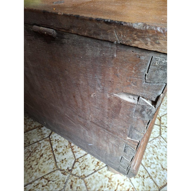 Louis XIII Burgundian Walnut Chest, 1600s For Sale - Image 3 of 9