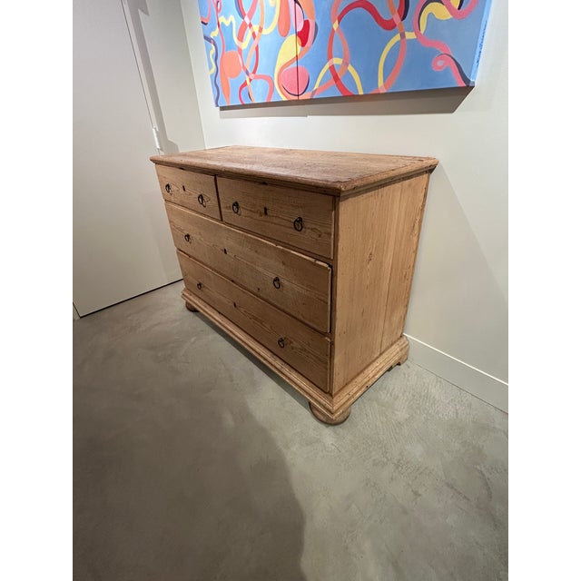 19th Century English Natural Pine Chest of Drawers For Sale - Image 4 of 17