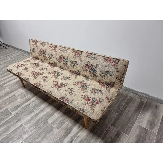 Czechoslovakian Sofa by Miroslav Navratil For Sale - Image 5 of 10