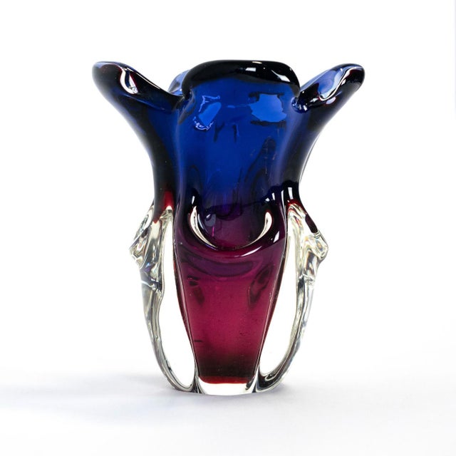 1960s 1960s Czech Art Glass Indigo-Pink Vase Designed by Josef Hospodka for Chribska Glassworks For Sale - Image 5 of 8