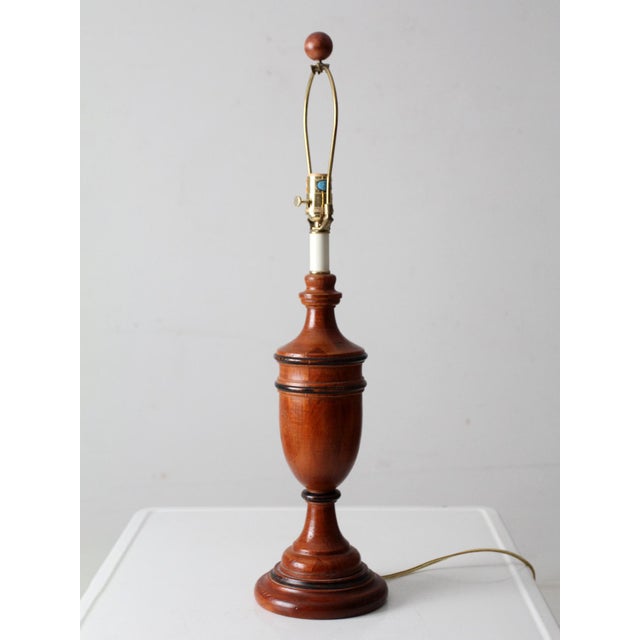 American Vintage Turned Wood Table Lamp American Traditional For Sale - Image 3 of 11