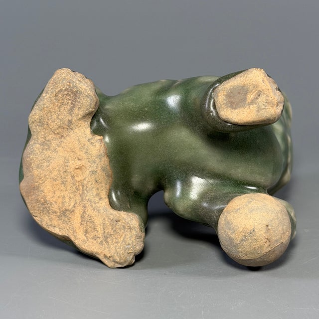 Chinese Vintage Longquan Celadon Glazed Lion‑Shaped Ornament For Sale - Image 6 of 6