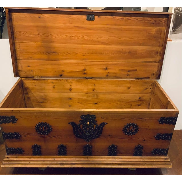 Antique Oak Wood Trunk For Sale In Atlanta - Image 6 of 8