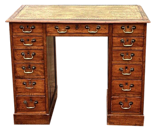Georgian Desk in Mahogany