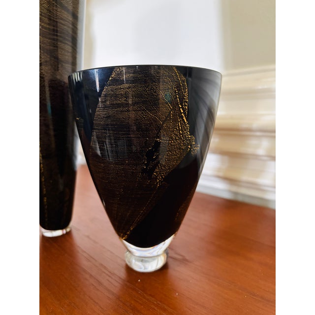 Pair of 1970s Theresienthal Black and Gold Art Glass Vases, Attributed For Sale In Houston - Image 6 of 14