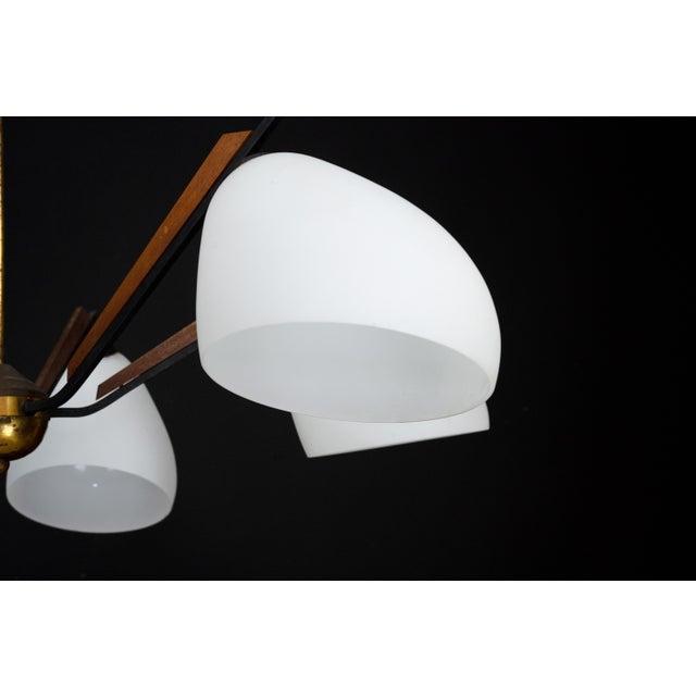 1950s Mid-Century Modern Italian Chandelier in the style of Stilnovo, 1950s For Sale - Image 5 of 18