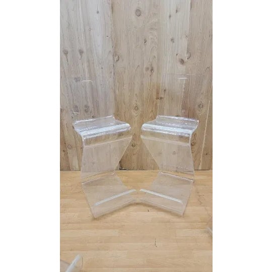 Mid Century Modern Lucite "Z" Stools Attributed to Karl Springer - Set of 4 For Sale In Chicago - Image 6 of 9
